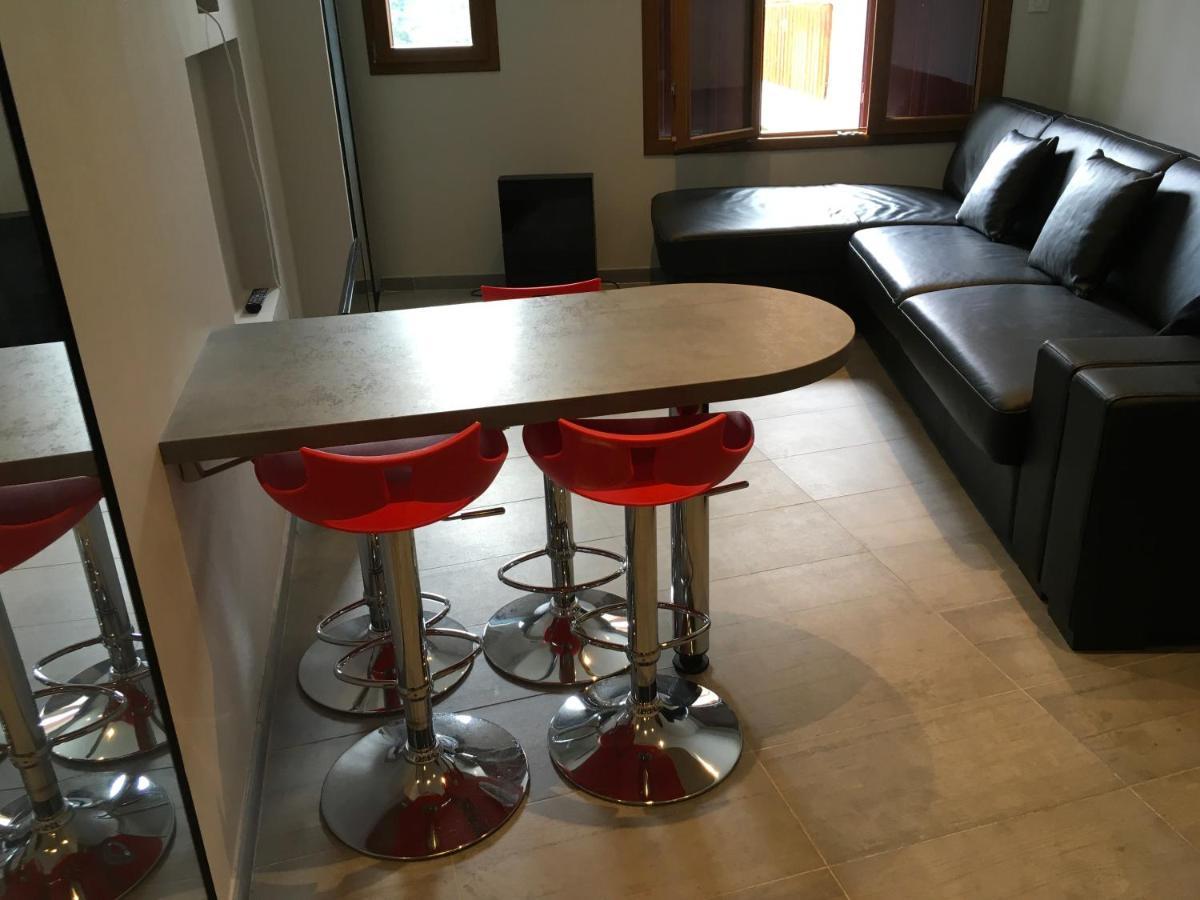 Mandana Apartment Évian-les-Bains Екстериор снимка