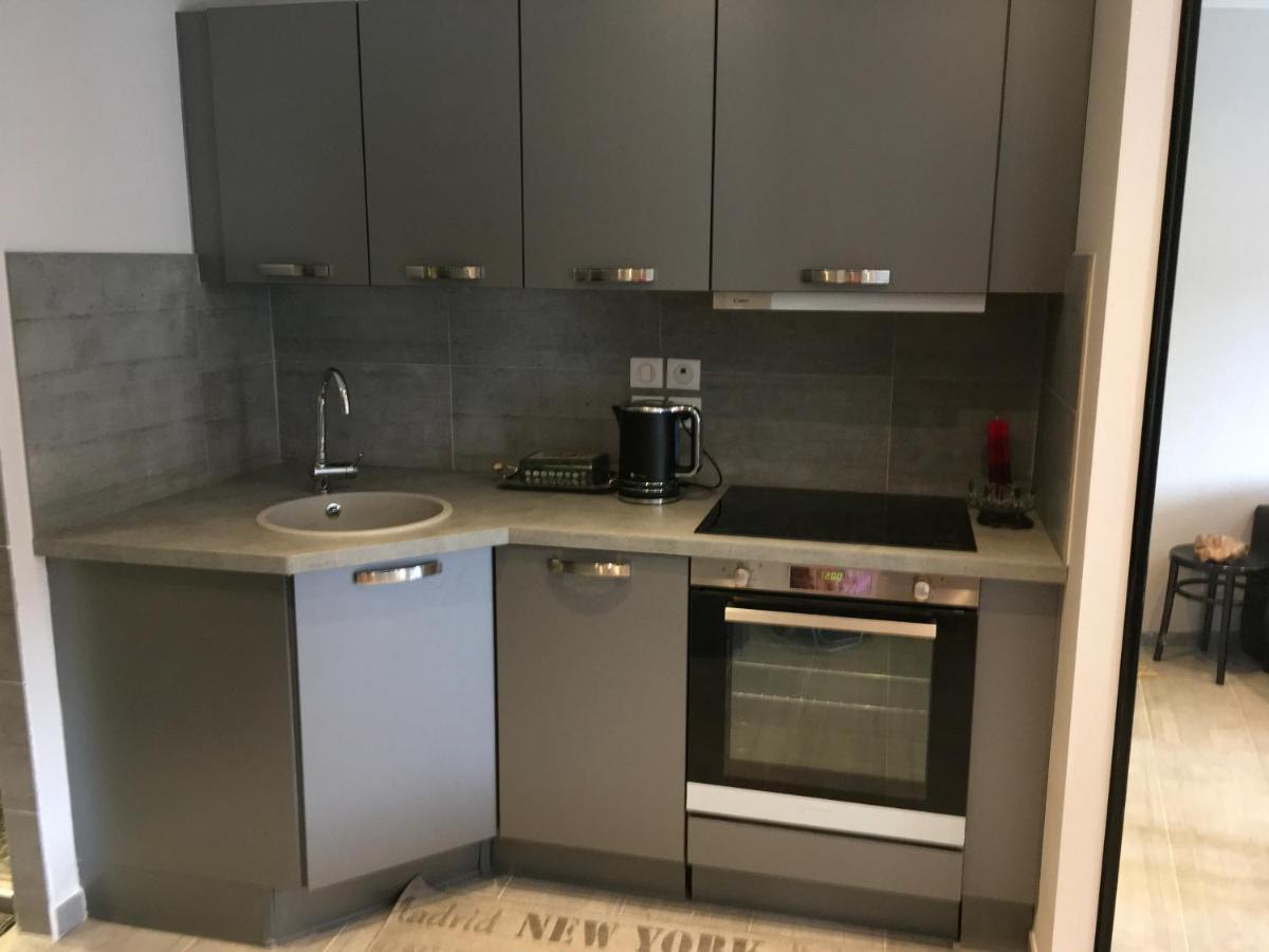 Mandana Apartment Évian-les-Bains Екстериор снимка