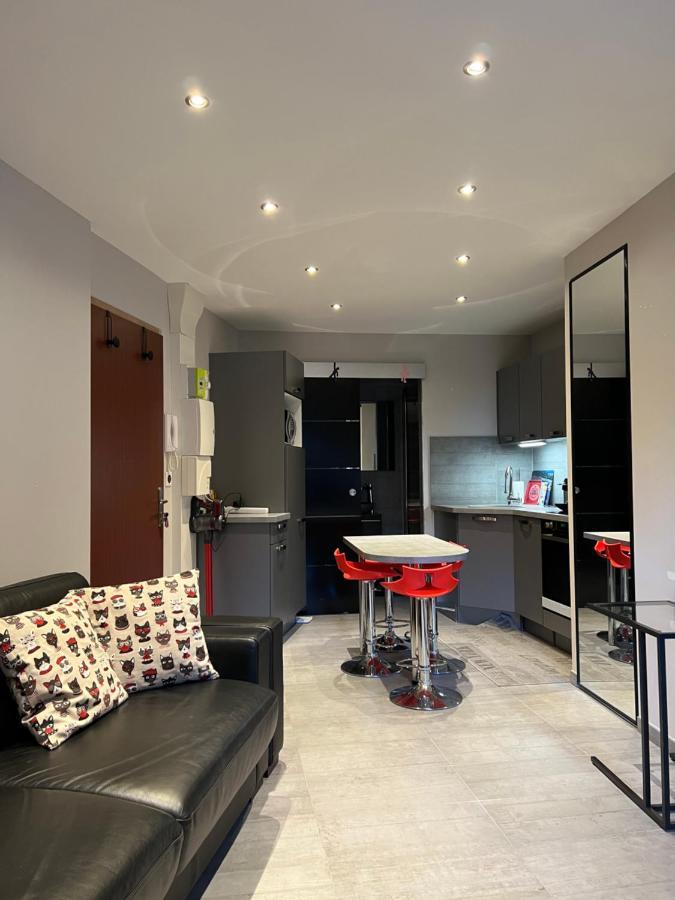 Mandana Apartment Évian-les-Bains Екстериор снимка